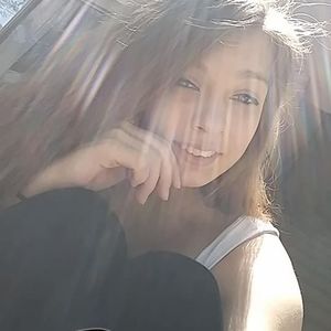 Meet your Posher, Luna